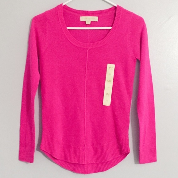 Minaj Sweater - Picture 1 of 3